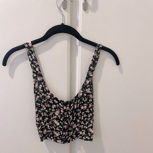 Pins and needles medium floral crop top tank